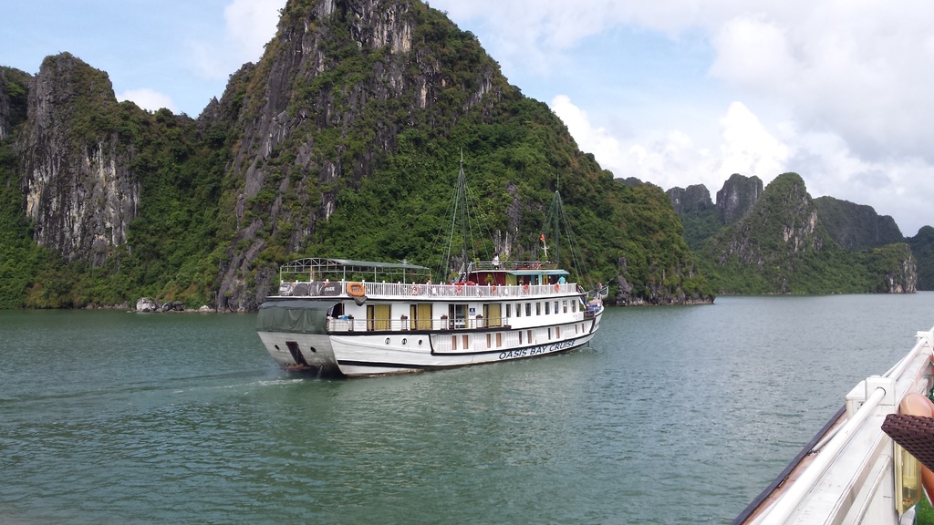 Halong-Bucht, Vietnam, Transfer, Boot, Dschunke