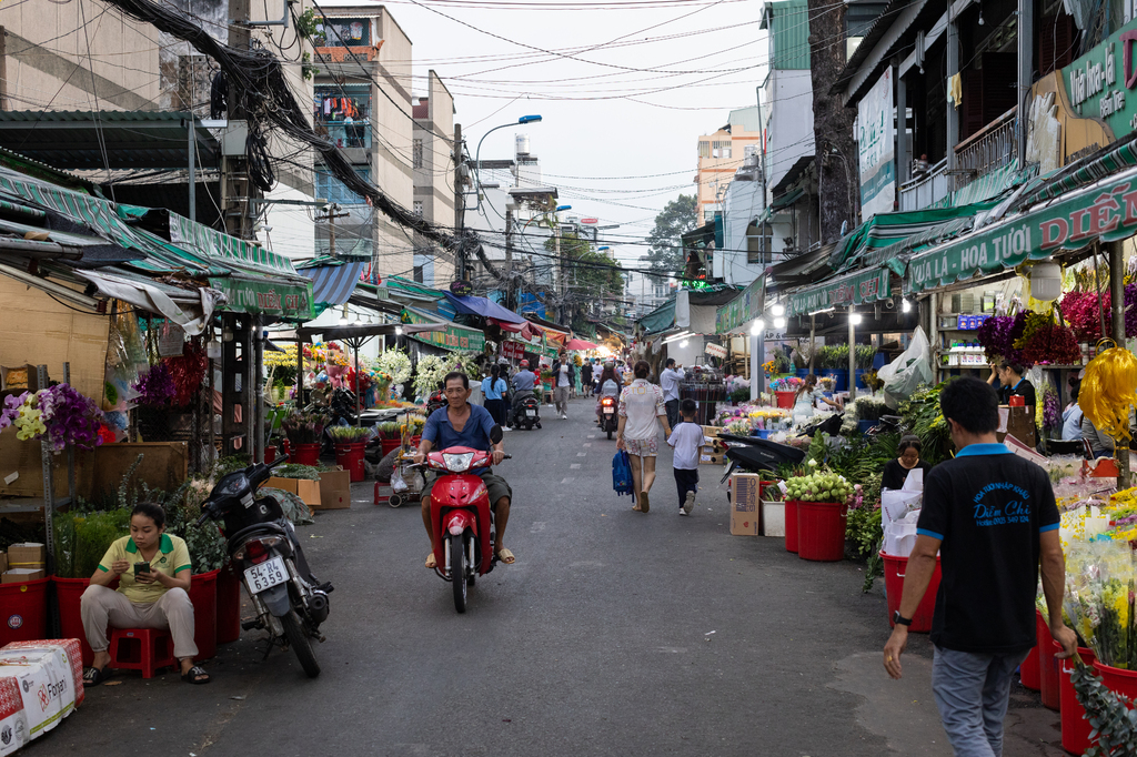 Rundreise Vietnam, Saigon, Markt, Djoser